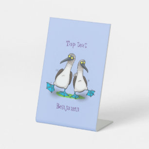 Hübsche, hellblaufüßige Boobies tanzen Cartoon Sockelschild