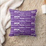 Hübsche Lila benutzerdefinierbare Namenskollage Kissen<br><div class="desc">Ein hübsches,  lila,  personalisiertes Kissengeschenk,  das in neun verschiedenen Schriftart verziert ist und Ihren Namen in Weiß schreibt. Niedliches,  individualisierbares Geschenk mit lustiger Typografie.</div>