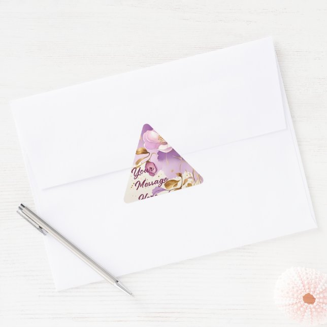 Hübsche Lila Goldfloral Dreieckiger Aufkleber (Umschlag)
