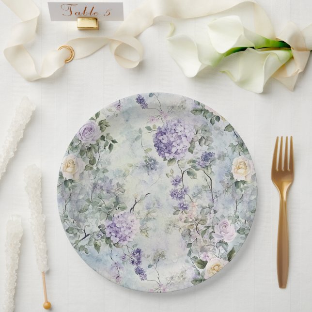 Hübsche Lila Lavendel Weiße Rosen Blumenhochzeit Pappteller (Hochzeit)