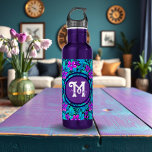 Hübsche Lila und Aquamarine Blaublume Personalisie Edelstahlflasche<br><div class="desc">Hübsches elegantes Muster aus lila,  blauen,  aquamarinen,  türkisfarbenen und grünen Blume und personalisierter Wasserflasche.</div>