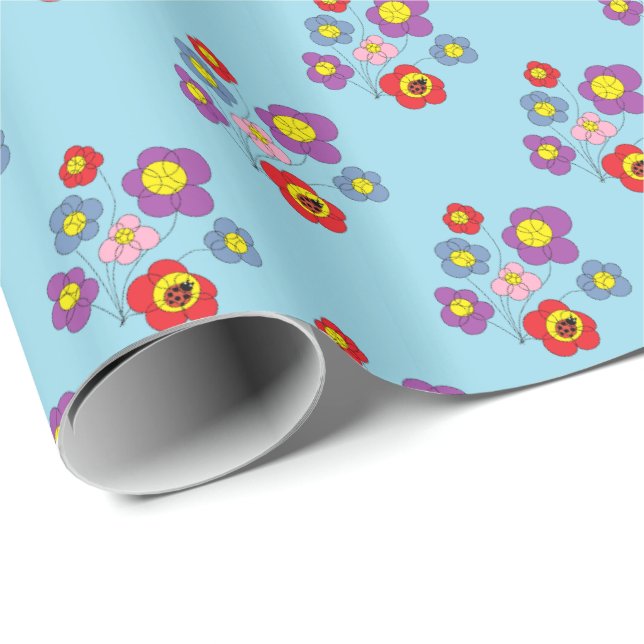 Hübsche Marienkäfer und Blumenmuster Blau  Geschenkpapier (Rolleneckpunkt)
