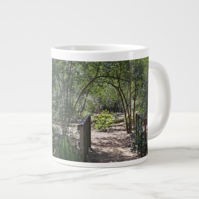 Hübsche Naturwanderung mit Zitat von John Muir Jumbo-Tasse (Vorderseite Rechts)