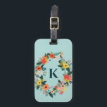 Hübsche Oval Kranz Monogramm Gepäckanhänger<br><div class="desc">Hübsche florale mit Monogramm Gepäckmarke mit hellblauen (oder mit anderen Farben anpassen) Hintergrund.</div>