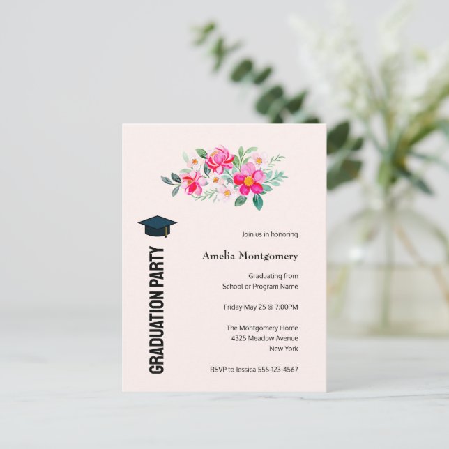 Hübsche Pink-Blume-Graduierungsparty Einladungspostkarte (Stehend Vorderseite)