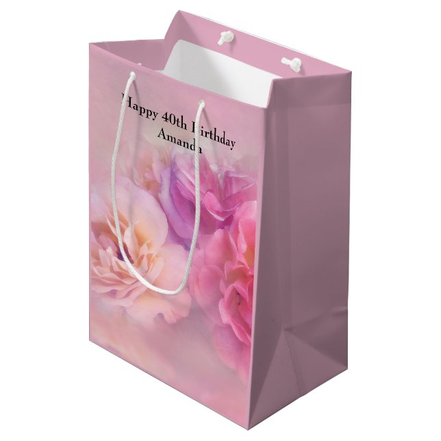 Hübsche rosa Nelken Stilvolle Fotografie Geburtsta Mittlere Geschenktüte (Vorderseite Schrägansicht)