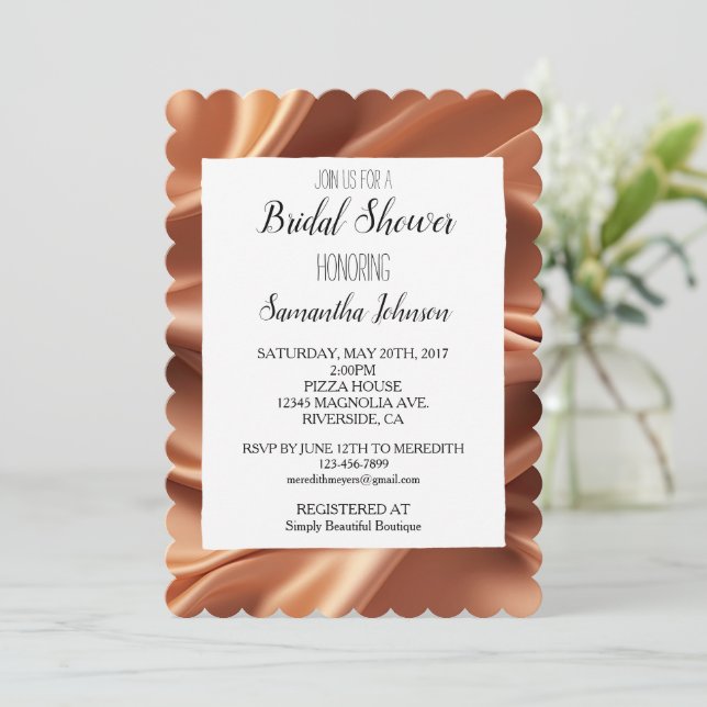 Hübsche Rose Gold Imitats Satin Brautparty Einladung (Stehend Vorderseite)