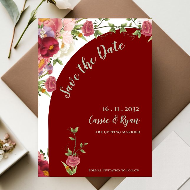 Hübsche Rote Flora-Bogenhochzeit Sichern Sie das D (Pretty Red Floral Arch Wedding Save the Date Invitation )