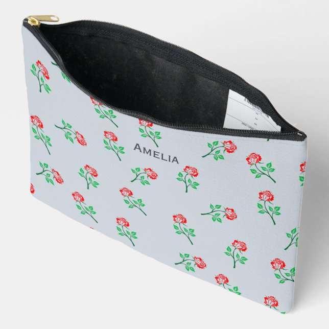 Hübsche Rote Rose Muster Pastellblau Personalisier Zubehörtasche (Offen)