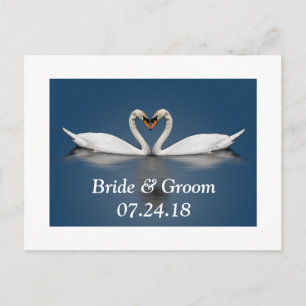 Hübsche Schwäne zum Hochzeitskoppeln sichern die D Ankündigungspostkarte