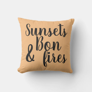 hübsche SONNENUNTERGÄNGE & LAGERFEUER Schrift Kissen
