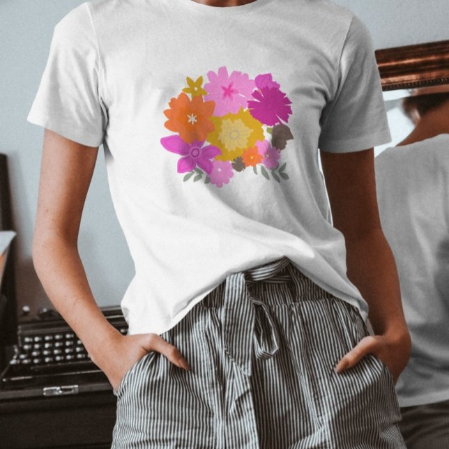 Hübsche, trendige feminine, florrosa Bunch T-Shirt (Von Creator hochgeladen)