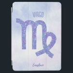 Hübsche Virgo Astrologie Signieren Personalisiert  iPad Air Hülle<br><div class="desc">Dieses hübsche,  personalisierte lila und Lavendel Virgo iPad Gehäuse zeigt Ihr astrologisches Zeichen aus dem Zodiac in einem schönen Funkeln wie die Sternbilder. Passen Sie dieses niedliche Geschenk mit Ihrem Namen in einem schönen kursiven Skript für jemanden mit einem späten August oder Anfang September Geburtstag.</div>