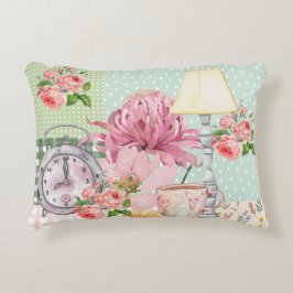 Hübsche Wasserfarbillustrationen wie Blumen Rosa Dekokissen