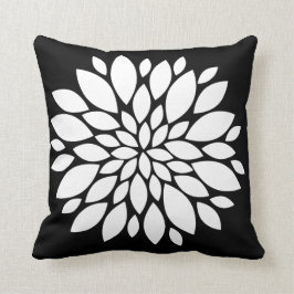 Hübsche weiße Blumen-Blumenblatt-Kunst auf Kissen