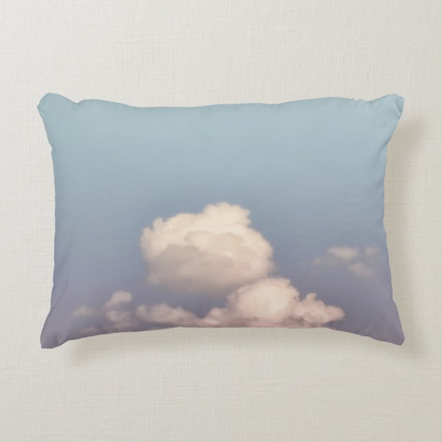 hübscher blauer Himmel und Wolken werfen Kissen (Vorderseite)