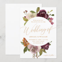 Hübscher Blumenrahmen mit kalligrafischer Hochzeit