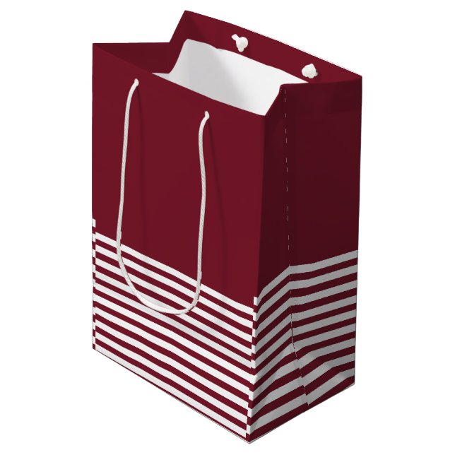 Hübscher Chic Mittlere Geschenktüte (Vorderseite Schrägansicht)