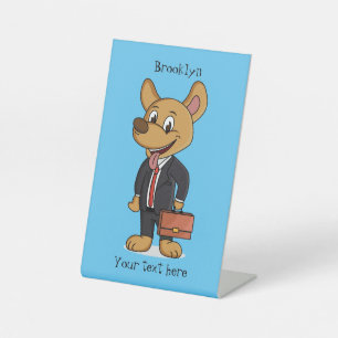 Hübscher Hund mit Anzug Cartoon Sockelschild