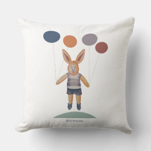 Hübscher Junge mit Ballons Kissen