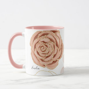 Hübscher Name der rosa Rosenblüte Tasse