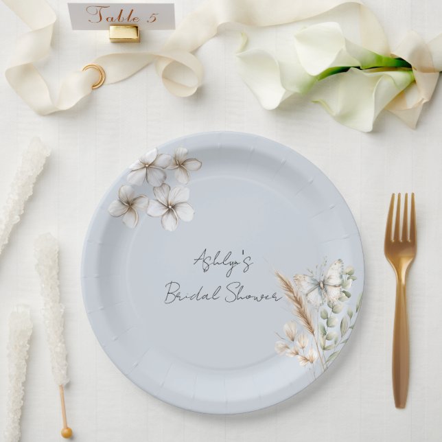 Hübsches blaues Schmetterlingsflora-Brautparty Pappteller (Hochzeit)