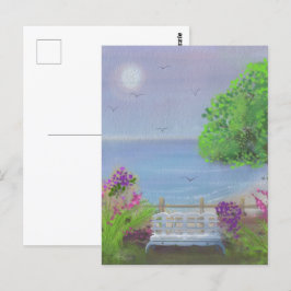 Hübsches Blumengelände am Meer Postkarte