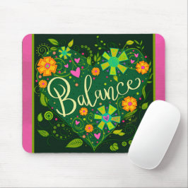 Hübsches grünes Herz Inspiriere Balancegefühl Mousepad