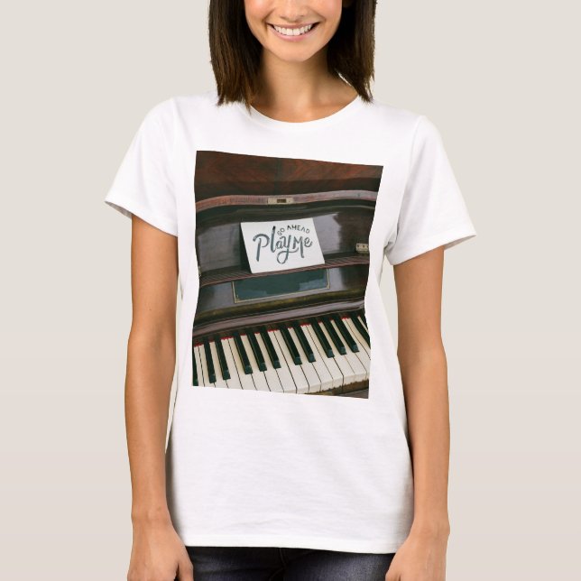Hübsches Klavier T-Shirt (Vorderseite)