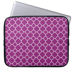 Hübsches lila Quatrefoil Muster Laptopschutzhülle