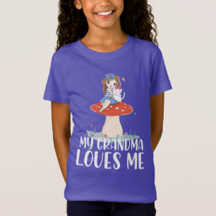 Hübsches Mädchen oben im Pilz Meine Oma-Lieben T-Shirt