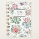 Hübsches Muster für Pastelfarben Planer<br><div class="desc">Femininer Sonderplaner mit Aquarellbildern von pastellrosa,  blauen und grünen Sukkulenten und Blume. Personalisieren Sie diese,  indem Sie Ihren Namen oder Ihre kurze Phrase hinzufügen. Dieser hübsche Blumenplaner ist ein personalisiertes Geschenk. Matching-Elemente sind verfügbar.</div>