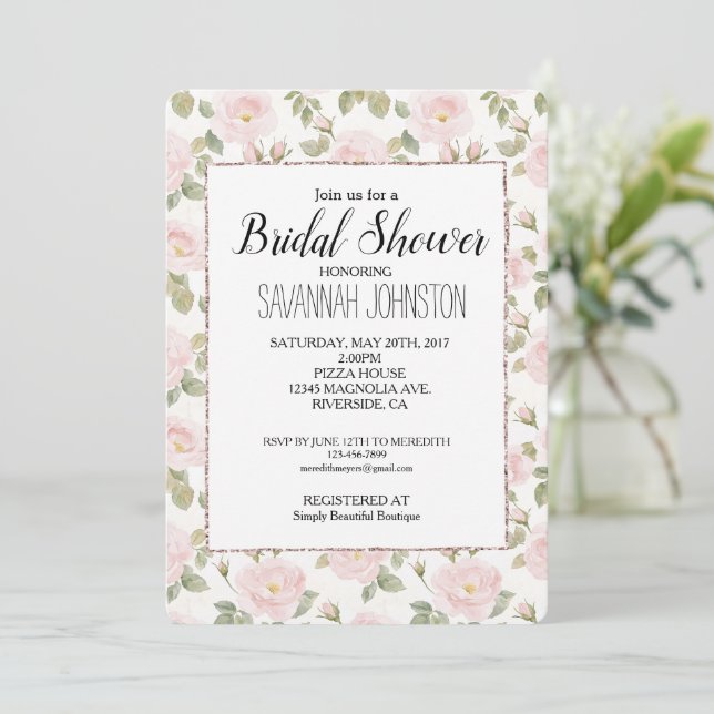 Hübsches Rosa Roses Blush Glam Brautparty Einladung (Stehend Vorderseite)
