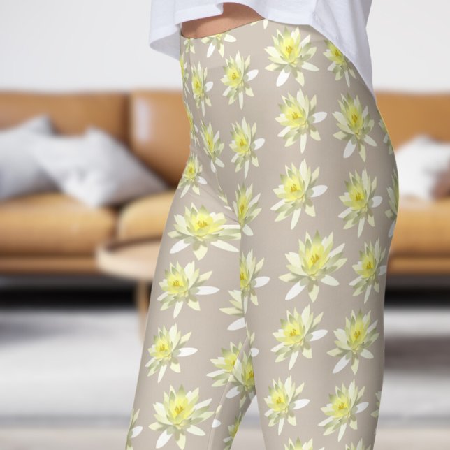 Hübsches Weiß Bläserbläschen Muster Leggings (Pale Bloom on Antique White)
