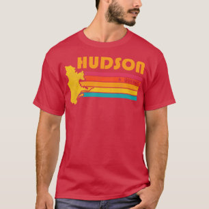 Hudson Quebec Canada Vintag Distressed Souvenir T-Shirt