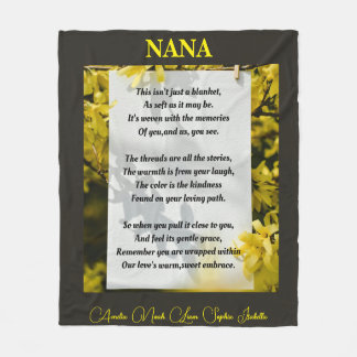 Hug in Blanket Form for Grandma Fleecedecke