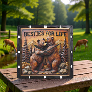 Hugging Bears Mountain Pine Quadratische Wanduhr
