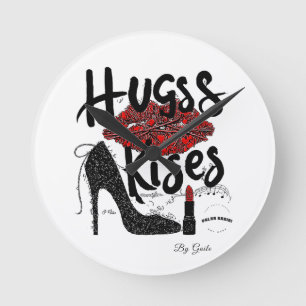 Hugs & Kisses Polka Radio Wanduhr Von Gaile