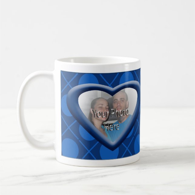 Hugs & Kisses XOXO Anpassbare Herz-Foto-Tasse Kaffeetasse (Links)