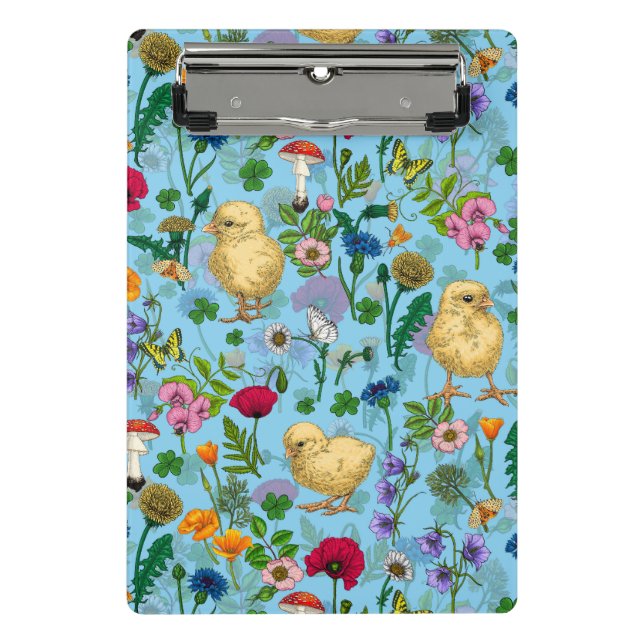 Hühner und Wildblumen auf BabyblauHandgezeichnet c Mini Klemmbrett (Vorderseite)
