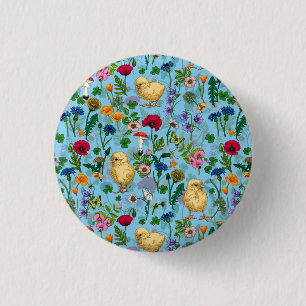 Hühner und Wildblumen in Babyblau Button