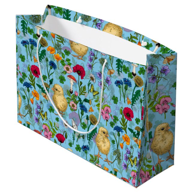 Hühner und Wildblumen in Babyblau Große Geschenktüte (Rückseite Schrägansicht)