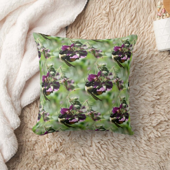 Hummel auf der Natur der Blume Kissen (Decke)