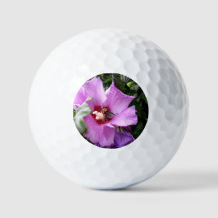 Hummeln auf Hibiskus Blume Golfball
