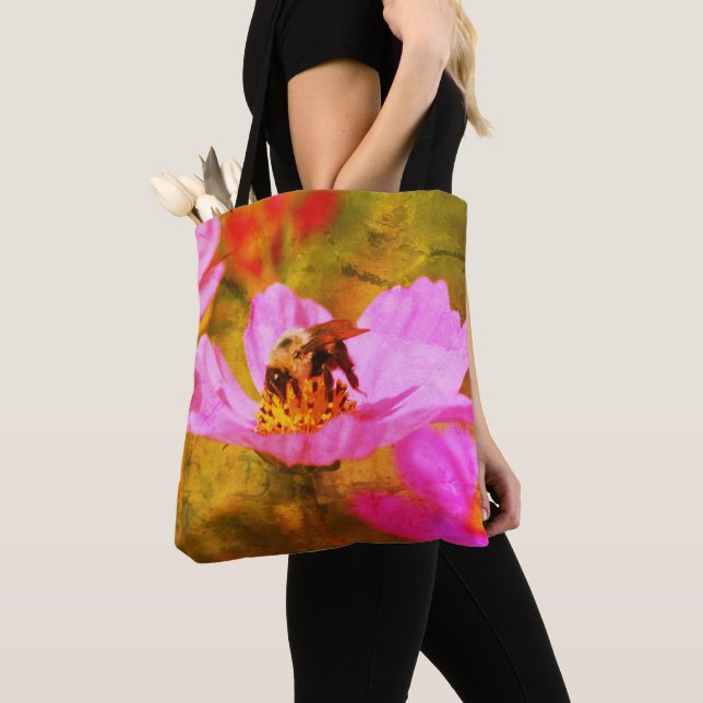 Hummeln auf rosa Kosmos Blume Kunst Tasche (Von Nahem)