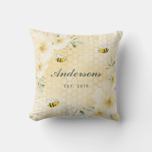 Hummeln, gelbe Honigwabenblüte, Monogramm Kissen