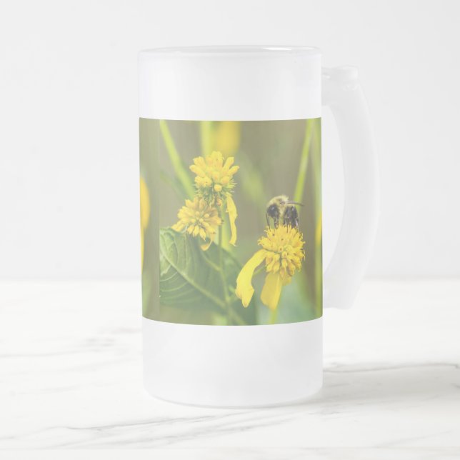 Hummeln Mattierte Tasse (VorderseiteRechts)