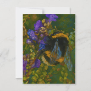 Hummeln unter Lila Blüten Postkarte