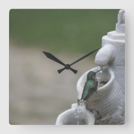 Hummingbird Clock Quadratische Wanduhr