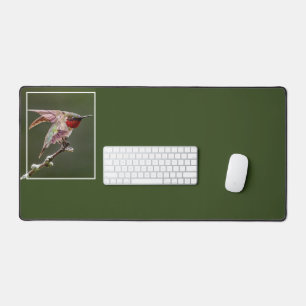 Hummingbird Stretches Schreibtischunterlage
